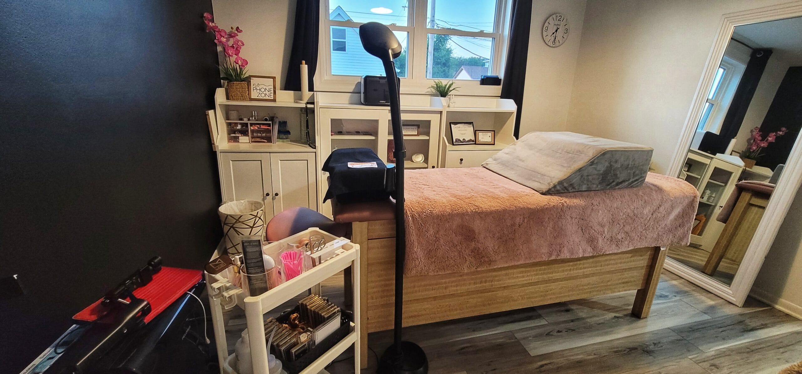 Featured image for “Does Laser Hair Removal Hurt, and Is It Safe?”