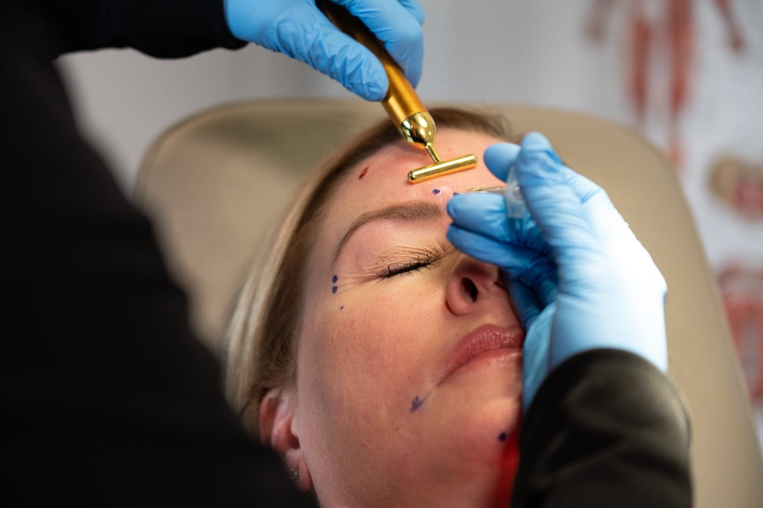 Nurse practitioner performing forehead injection using Xeomin at Express Med Spa to smooth lines and enhance skin appearance. best non-surgical neck treatment